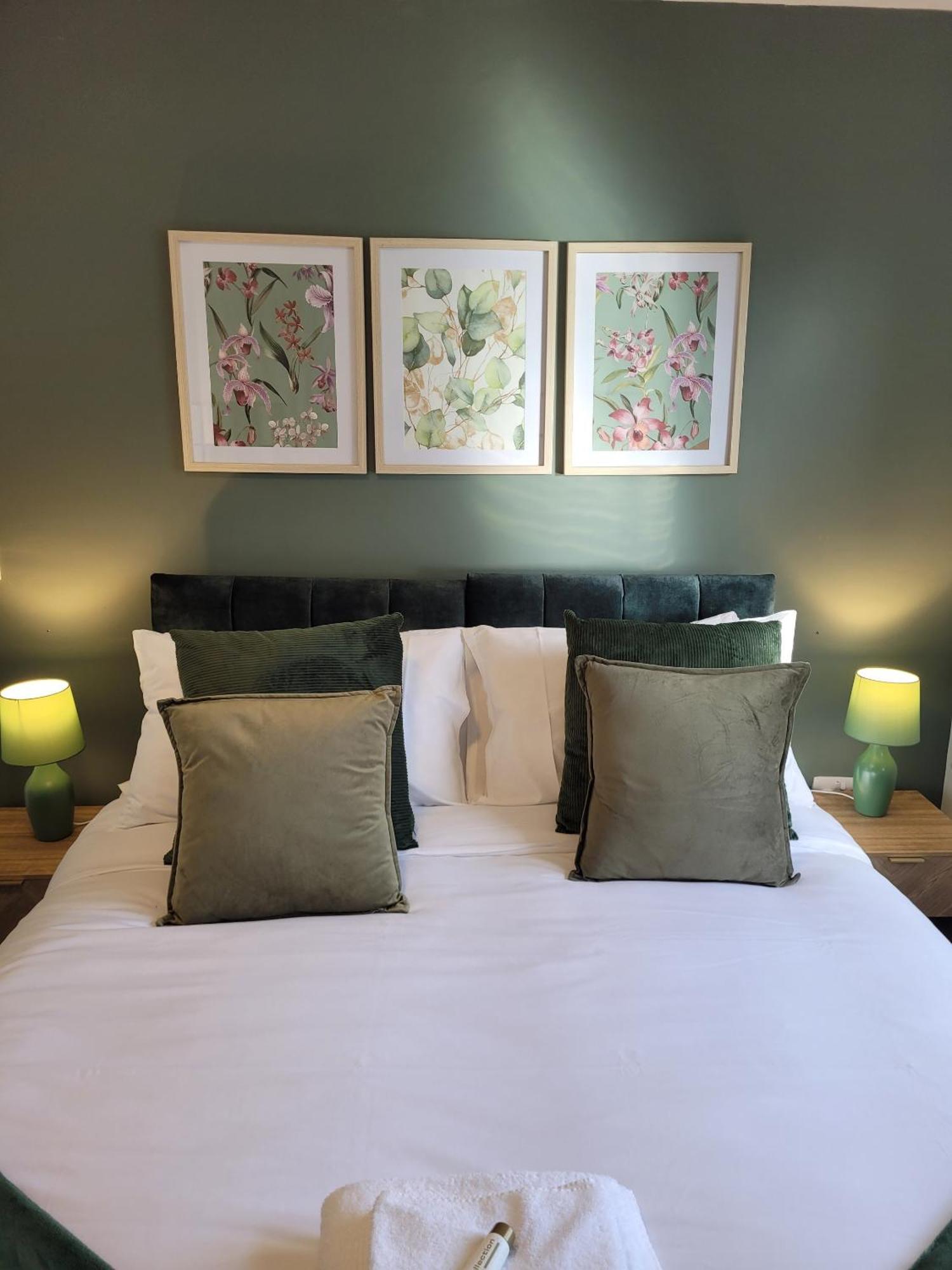 Stay - The Wellington Burton On Trent Εξωτερικό φωτογραφία