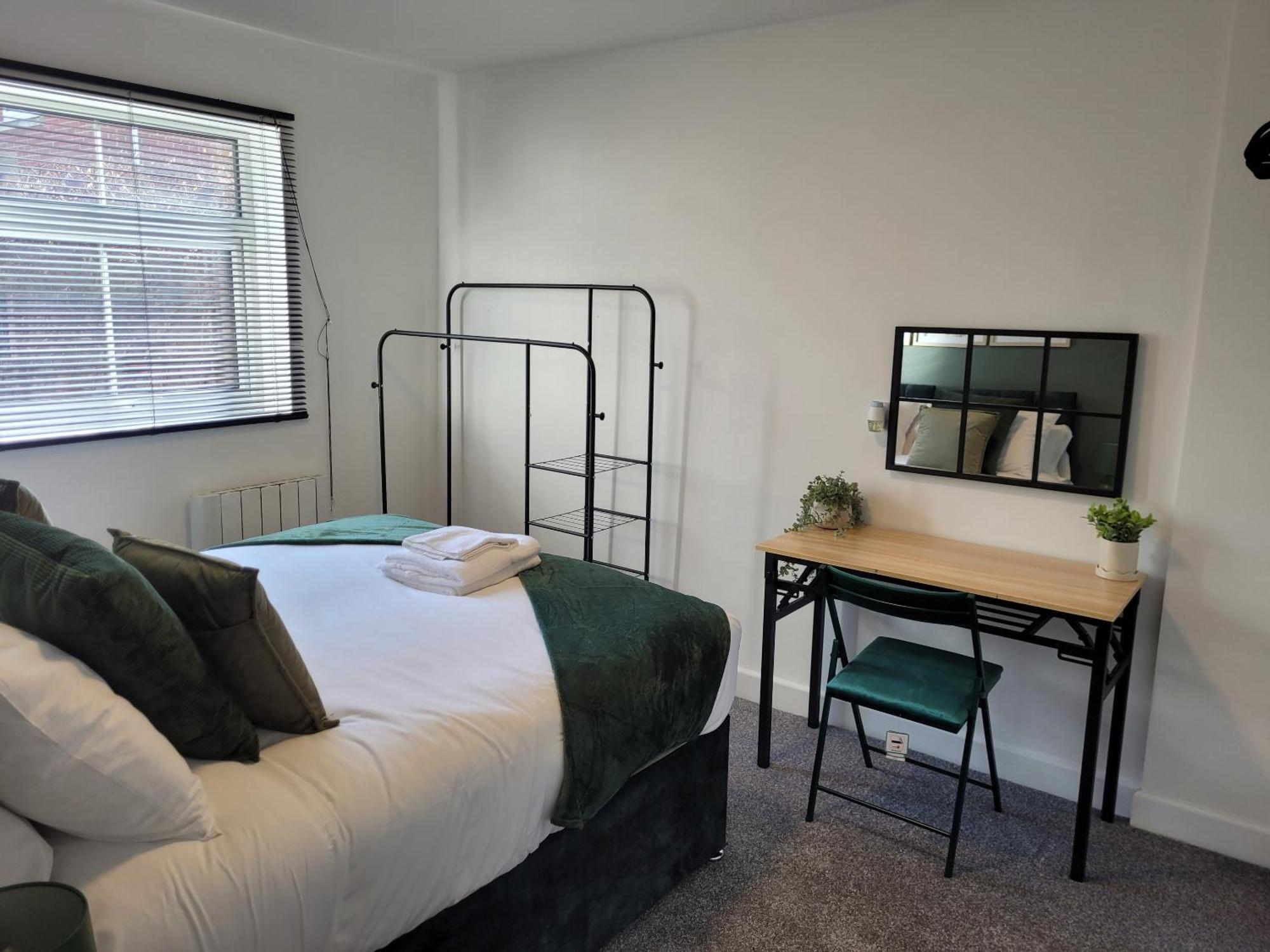 Stay - The Wellington Burton On Trent Εξωτερικό φωτογραφία